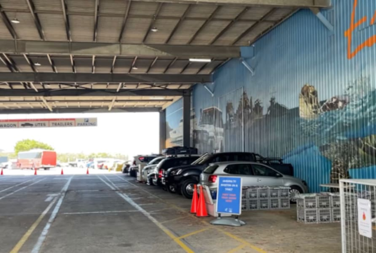 A photo of the Moretonisland carpark